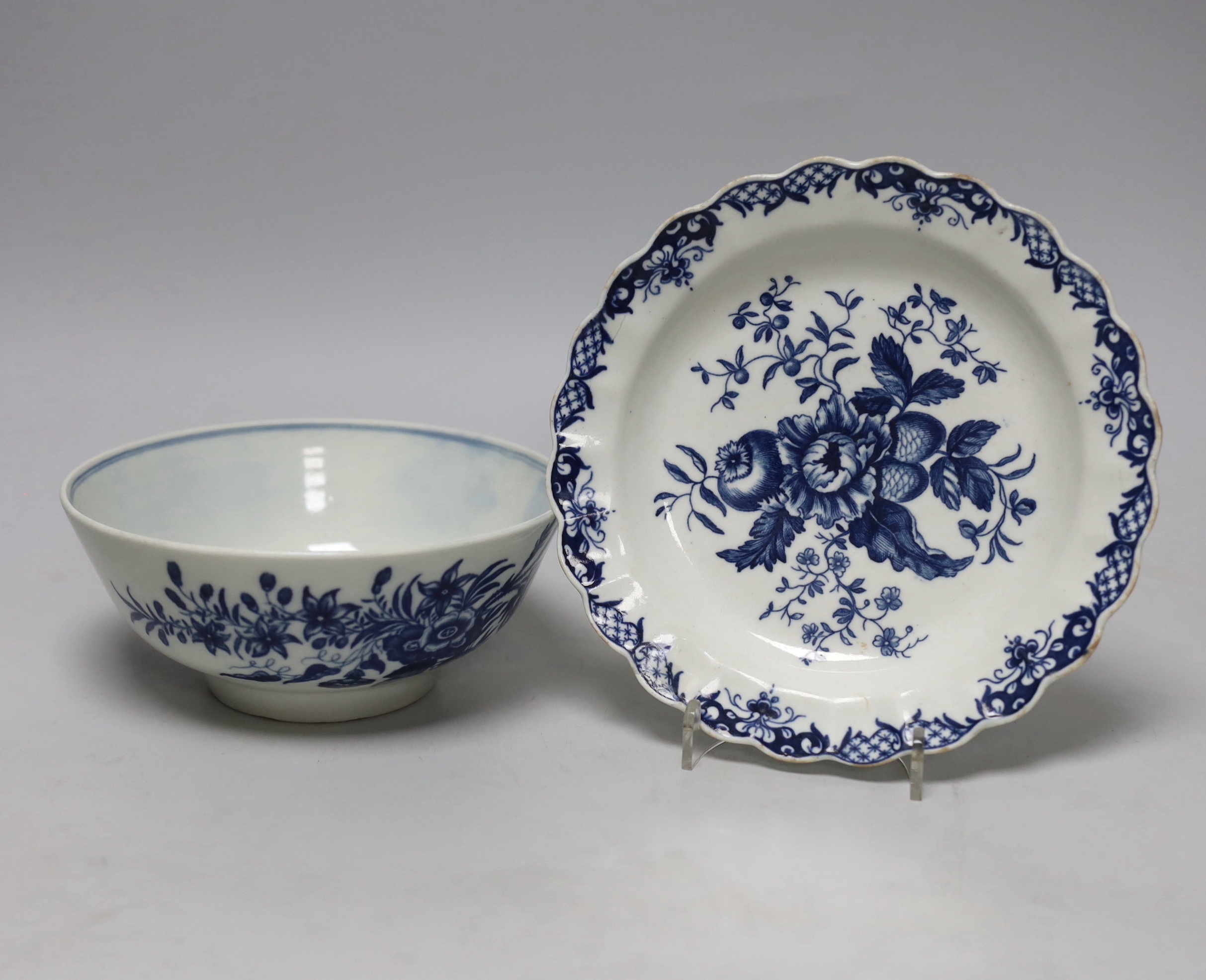 A Worcester Three Flowers pattern bowl and a Pine Cone pattern plate